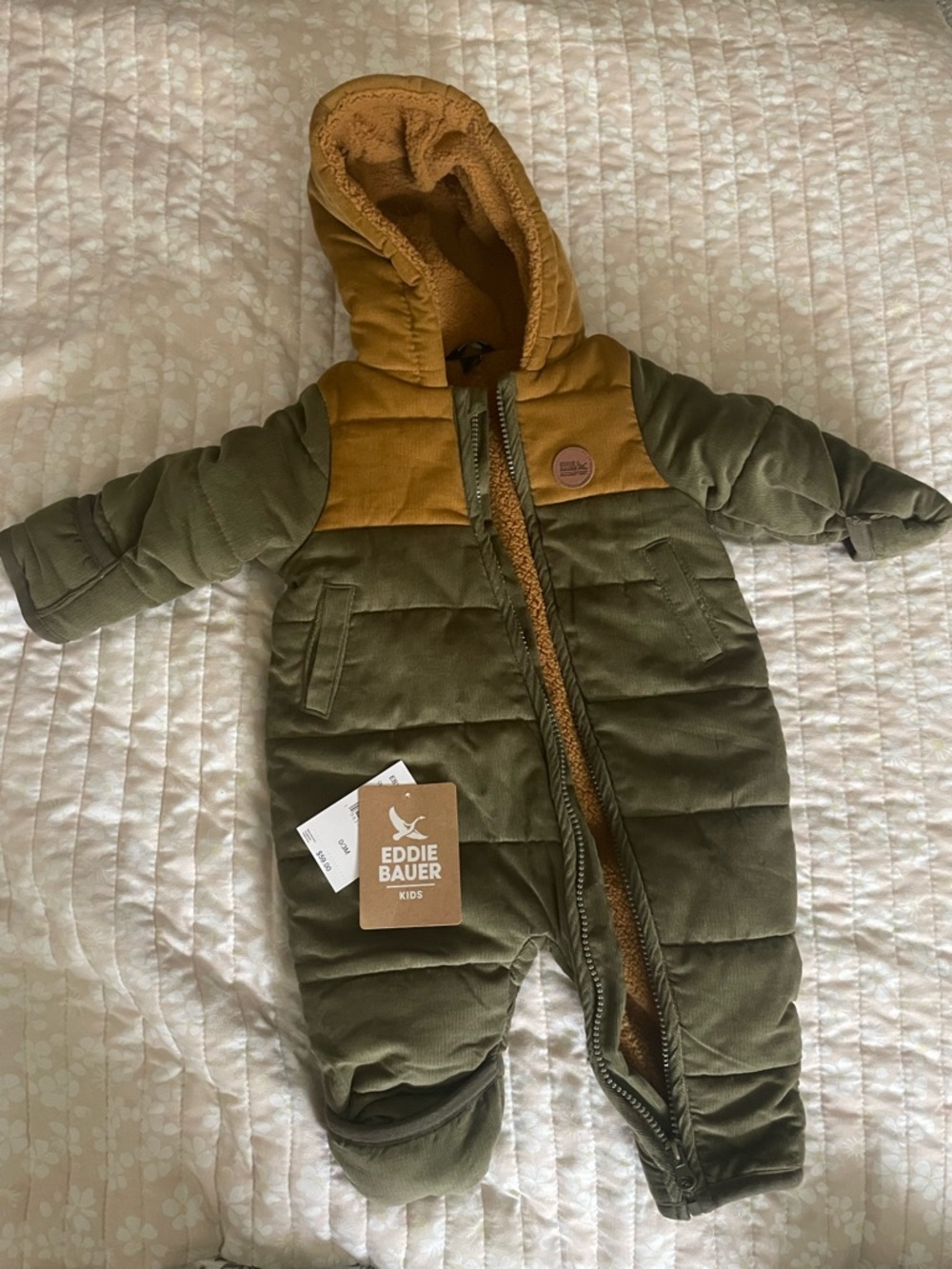Eddie Bauer Quilted Corduroy Faux Fur Lined Bunting Snowsuit Olive Mustard NWT - Picture 2 of 2